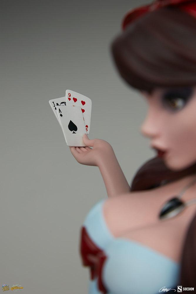 Fairytale Fantasies Collection Statue Alice in Wonderland Game of Hearts Edition 34 cm