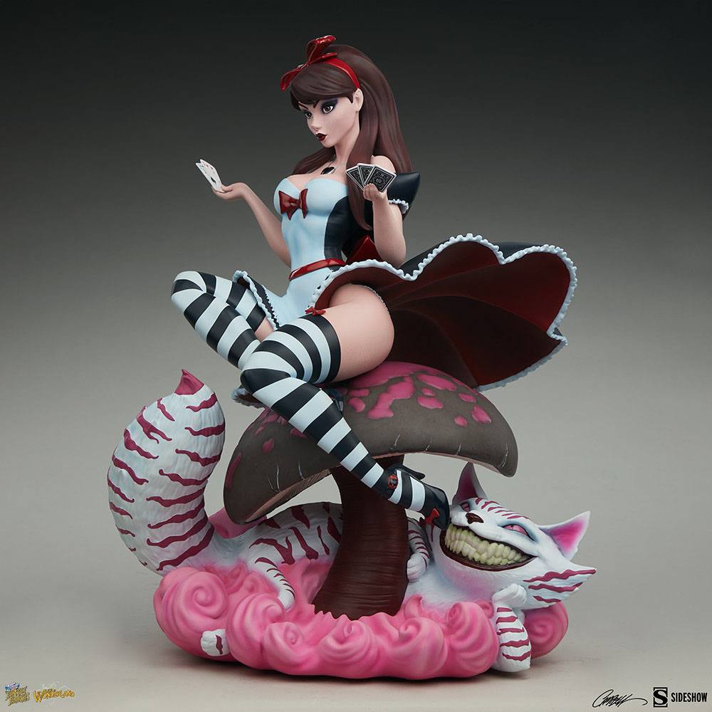 Fairytale Fantasies Collection Statue Alice in Wonderland Game of Hearts Edition 34 cm