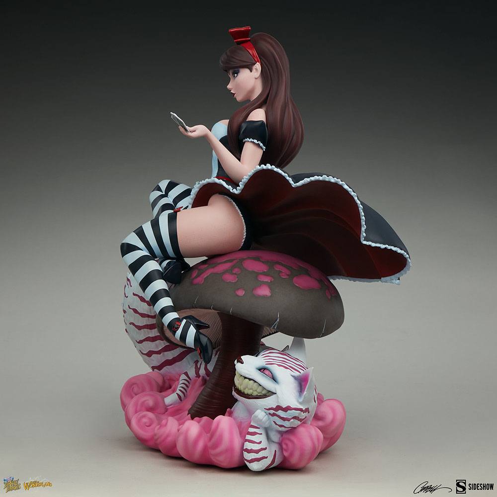 Fairytale Fantasies Collection Statue Alice in Wonderland Game of Hearts Edition 34 cm