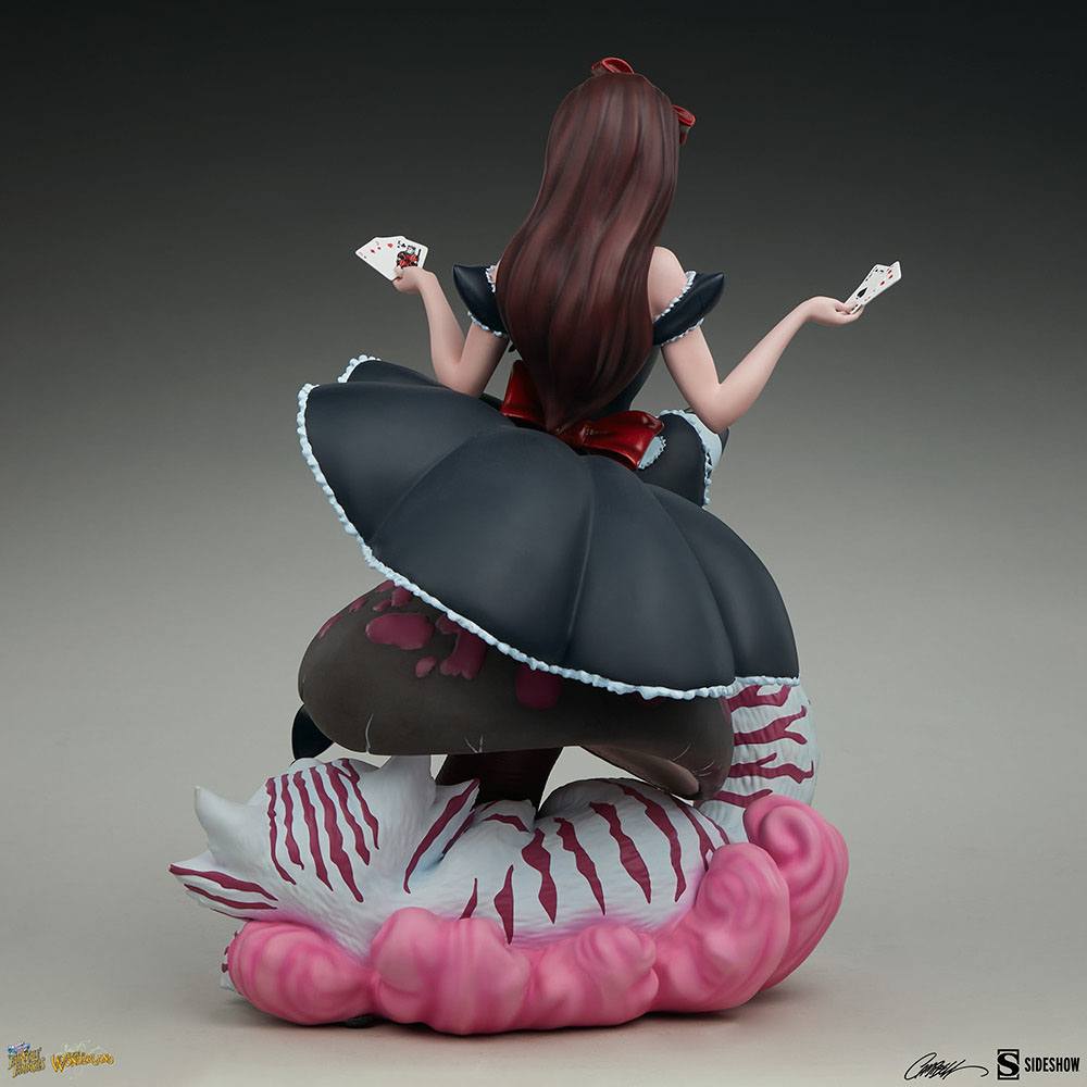 Fairytale Fantasies Collection Statue Alice in Wonderland Game of Hearts Edition 34 cm