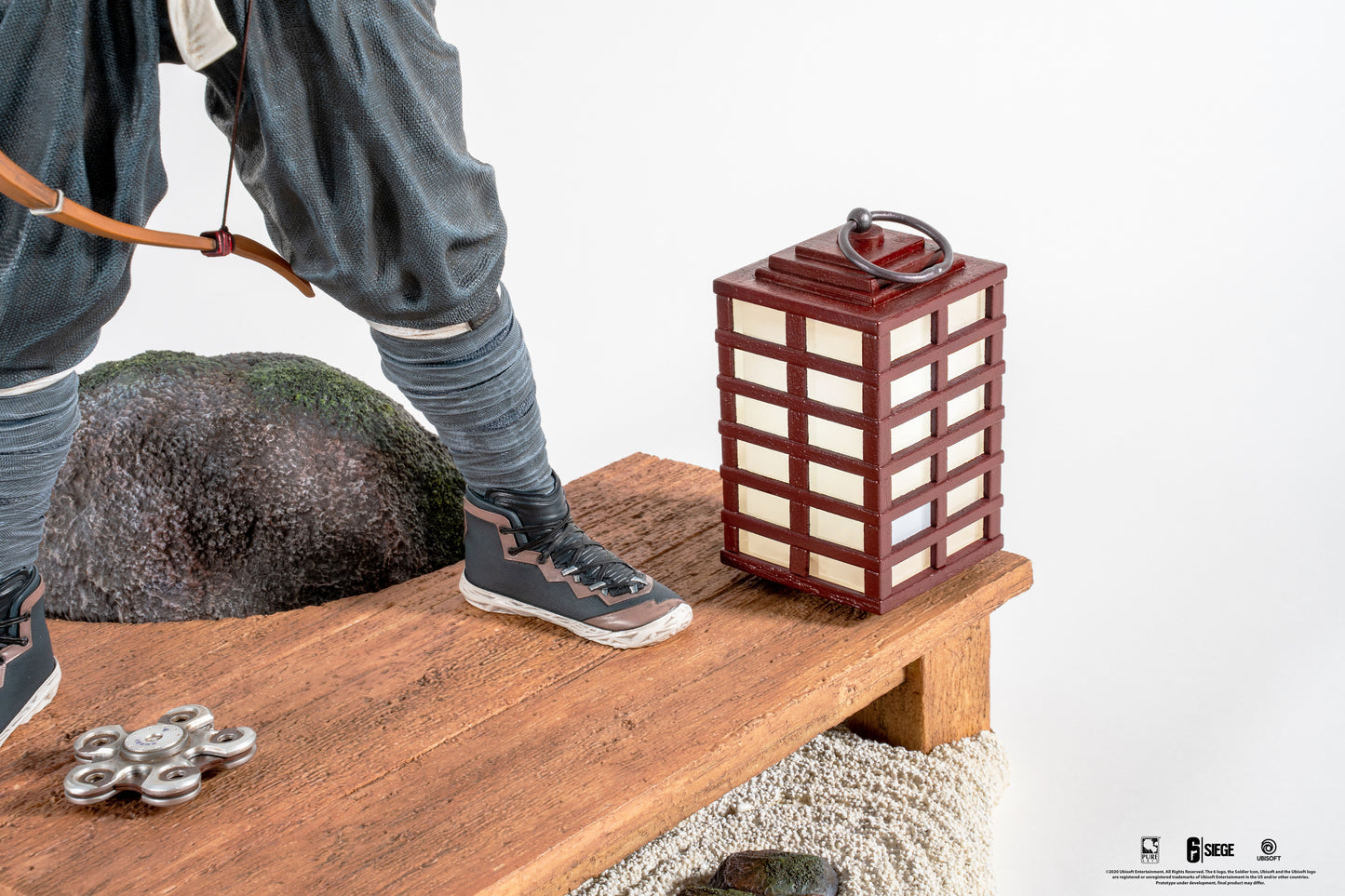 Six Siege - Hibana 1:4 Scale Statue