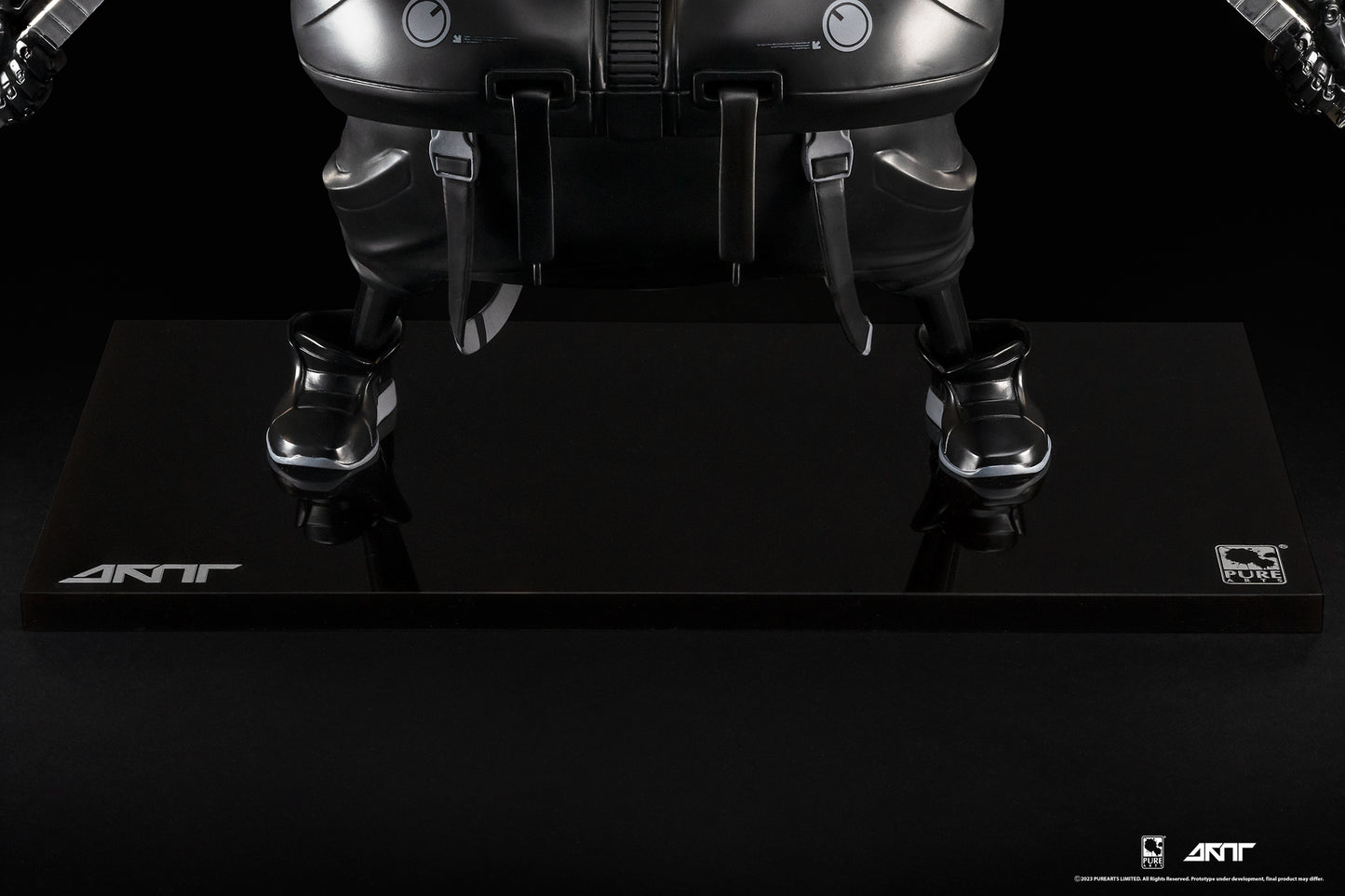Daytoner Design MASTER 9 EYES: ANTI GRAVITY 1/6 RESIN