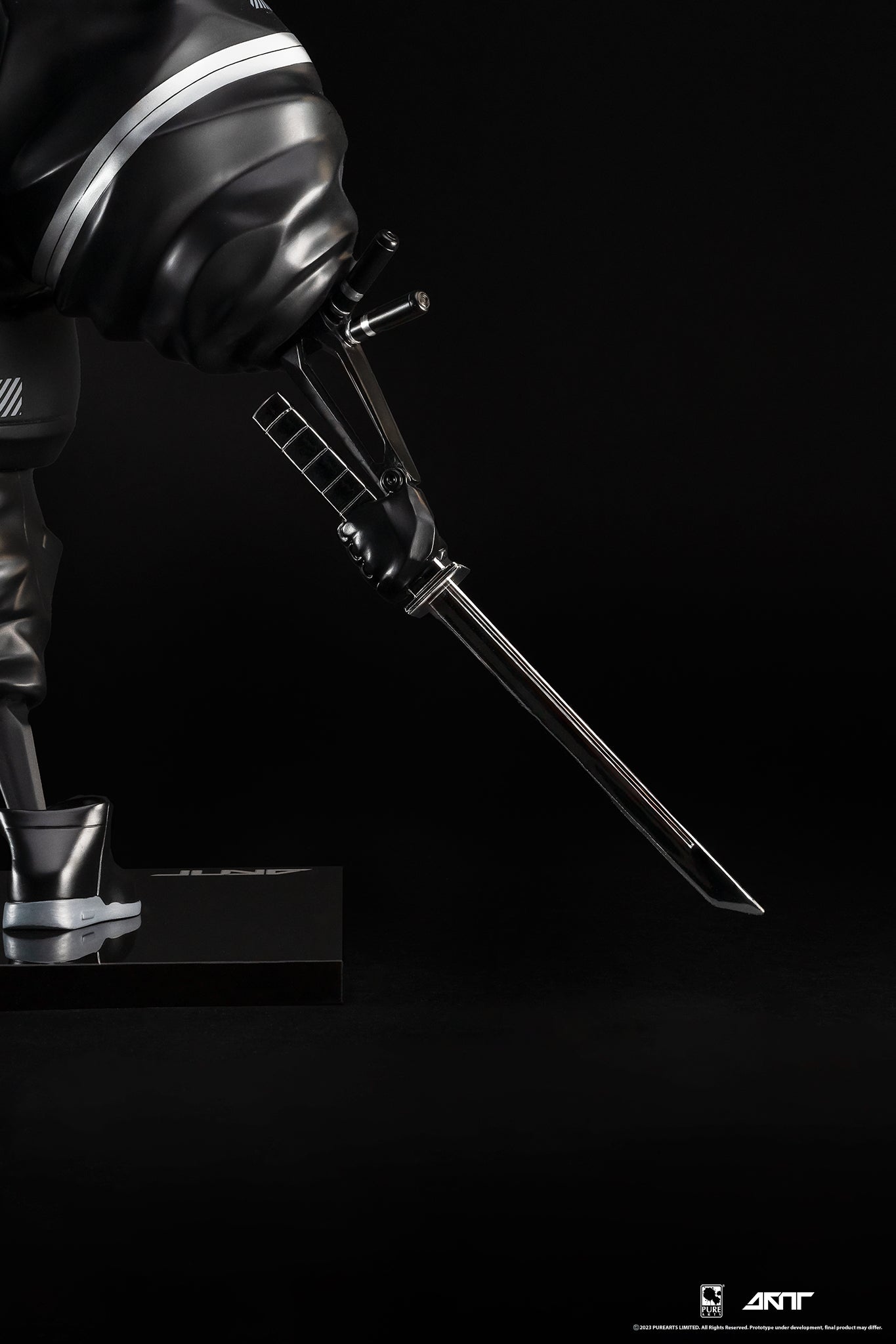 Daytoner Design MASTER 9 EYES: ANTI GRAVITY 1/6 RESIN