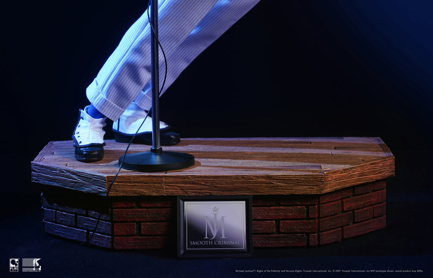 Michael Jackson - Smooth Criminal 1:3 Scale Statue