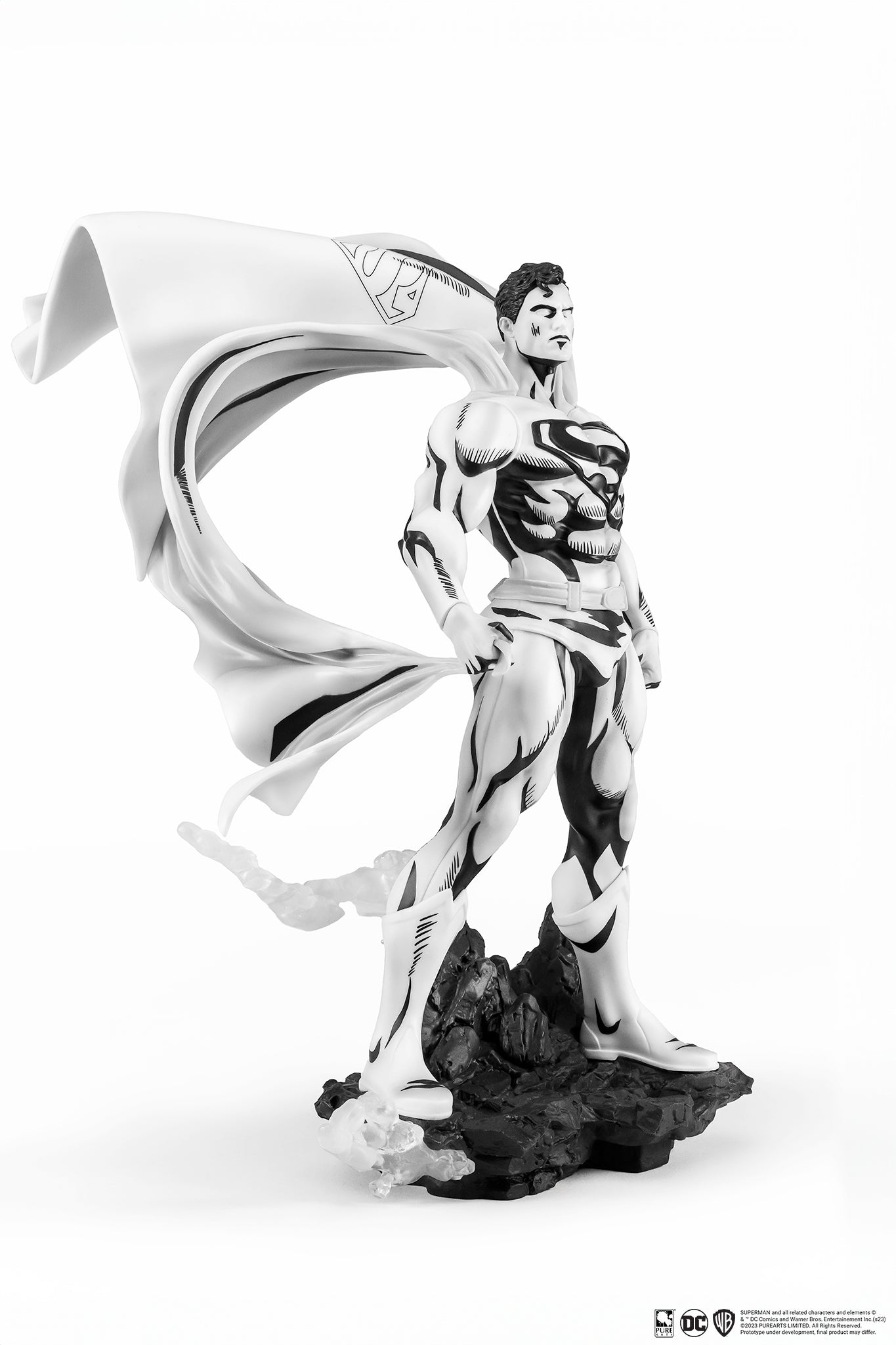 SDCC 2024 DC HEROES : Superman B&W PX PVC 1/8 Statue