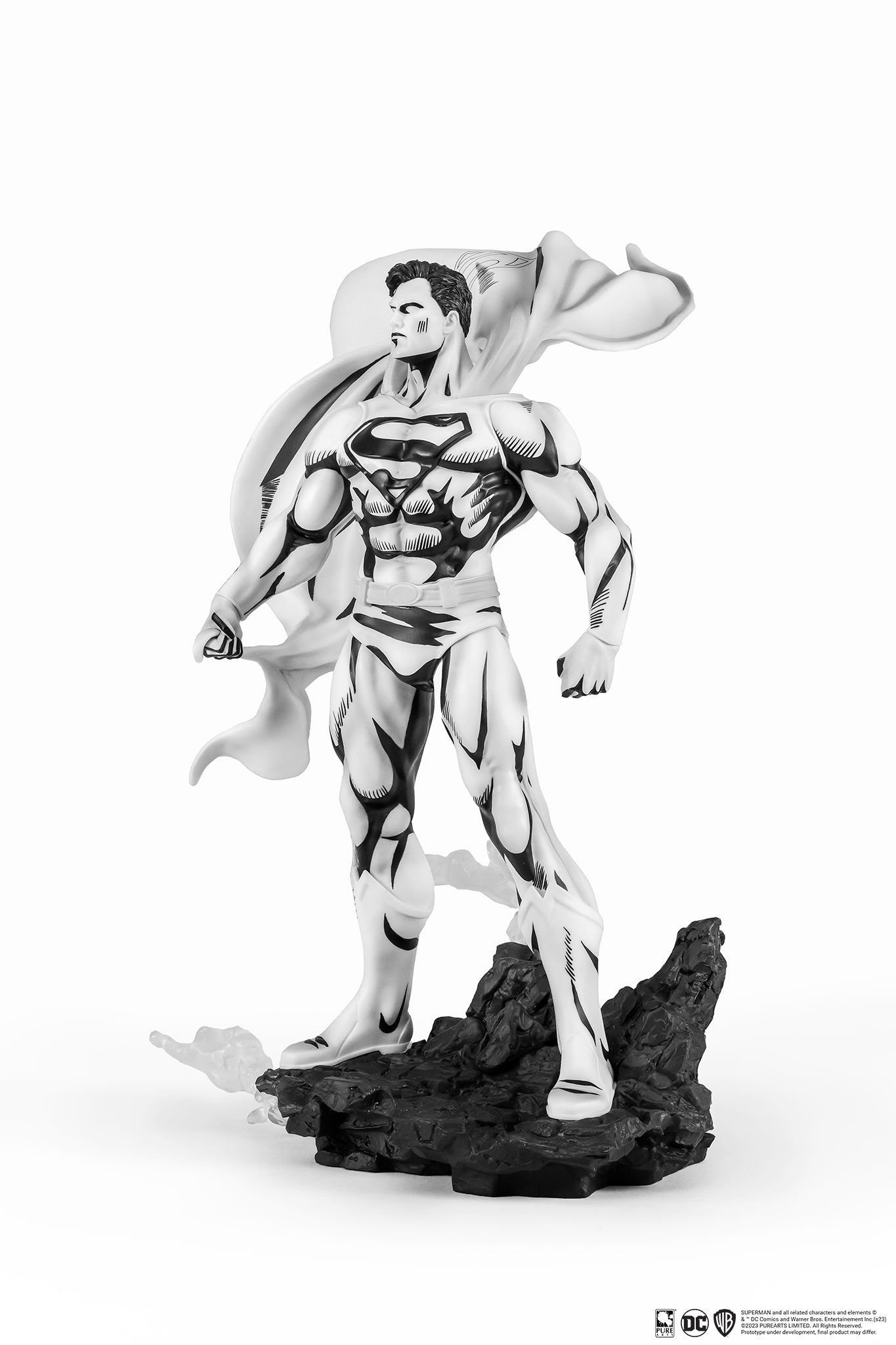 SDCC 2024 DC HEROES : Superman B&W PX PVC 1/8 Statue