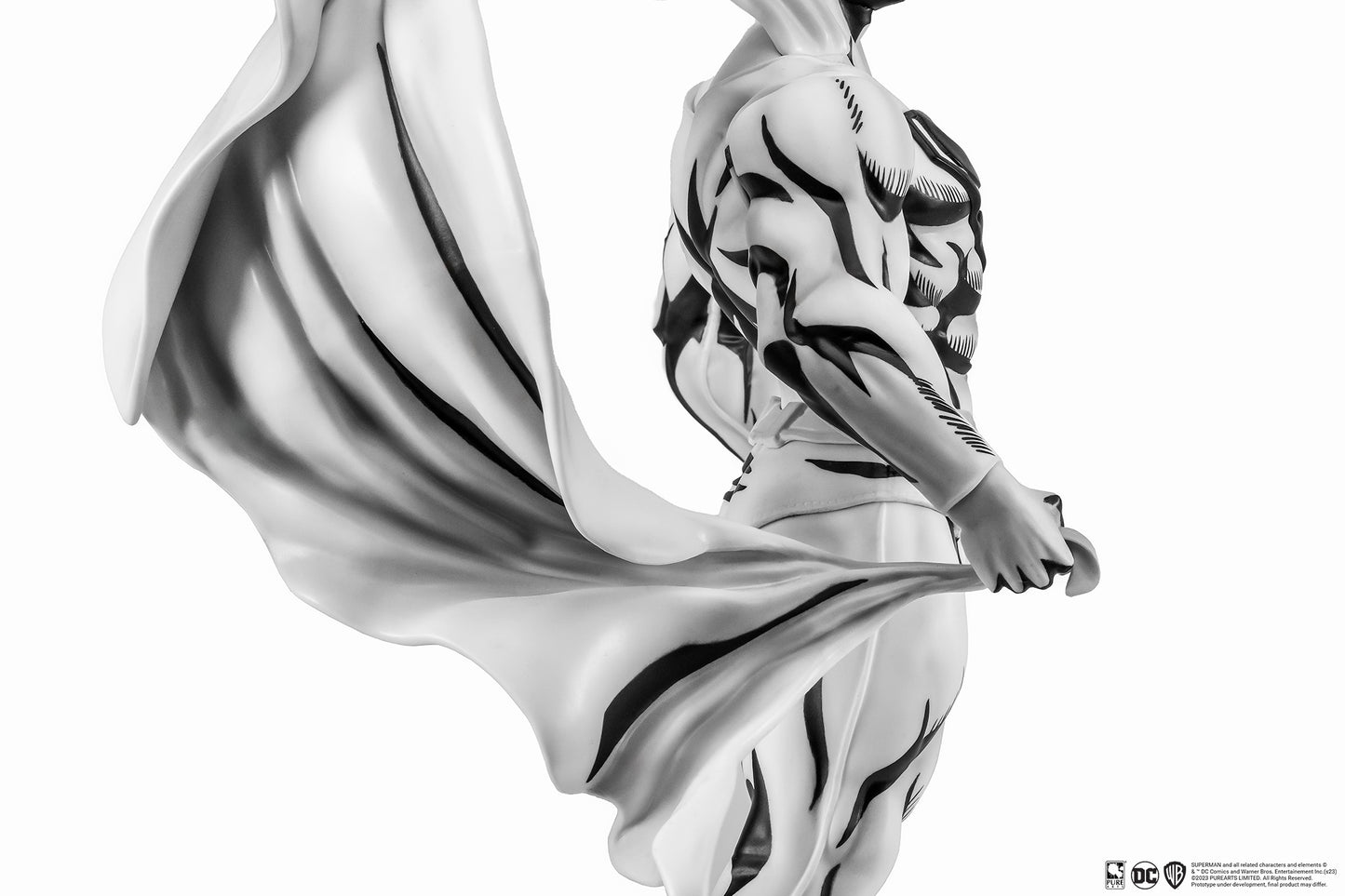 SDCC 2024 DC HEROES : Superman B&W PX PVC 1/8 Statue