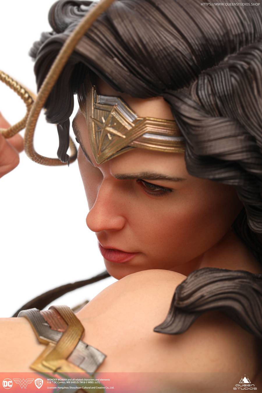 DC Comics: Wonder Woman 1:4 Scale Statue