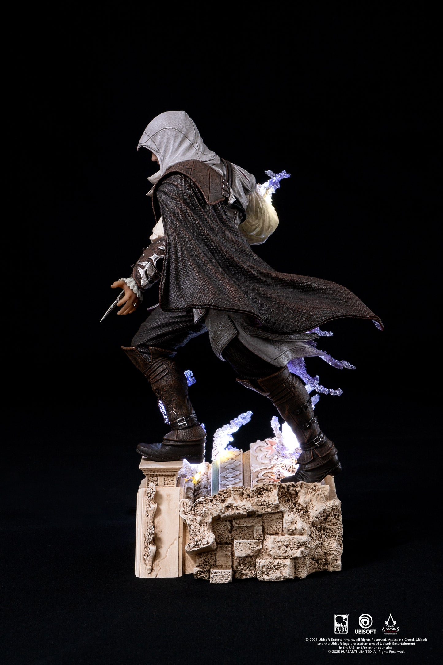 Assassin's Creed - Animus Ezio 1/8 Scale Statue