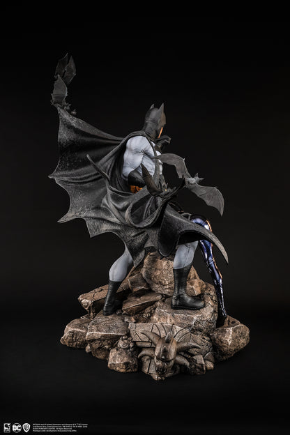 Batman: Batman & Catwoman 1/4 Scale Statue Standard Edition