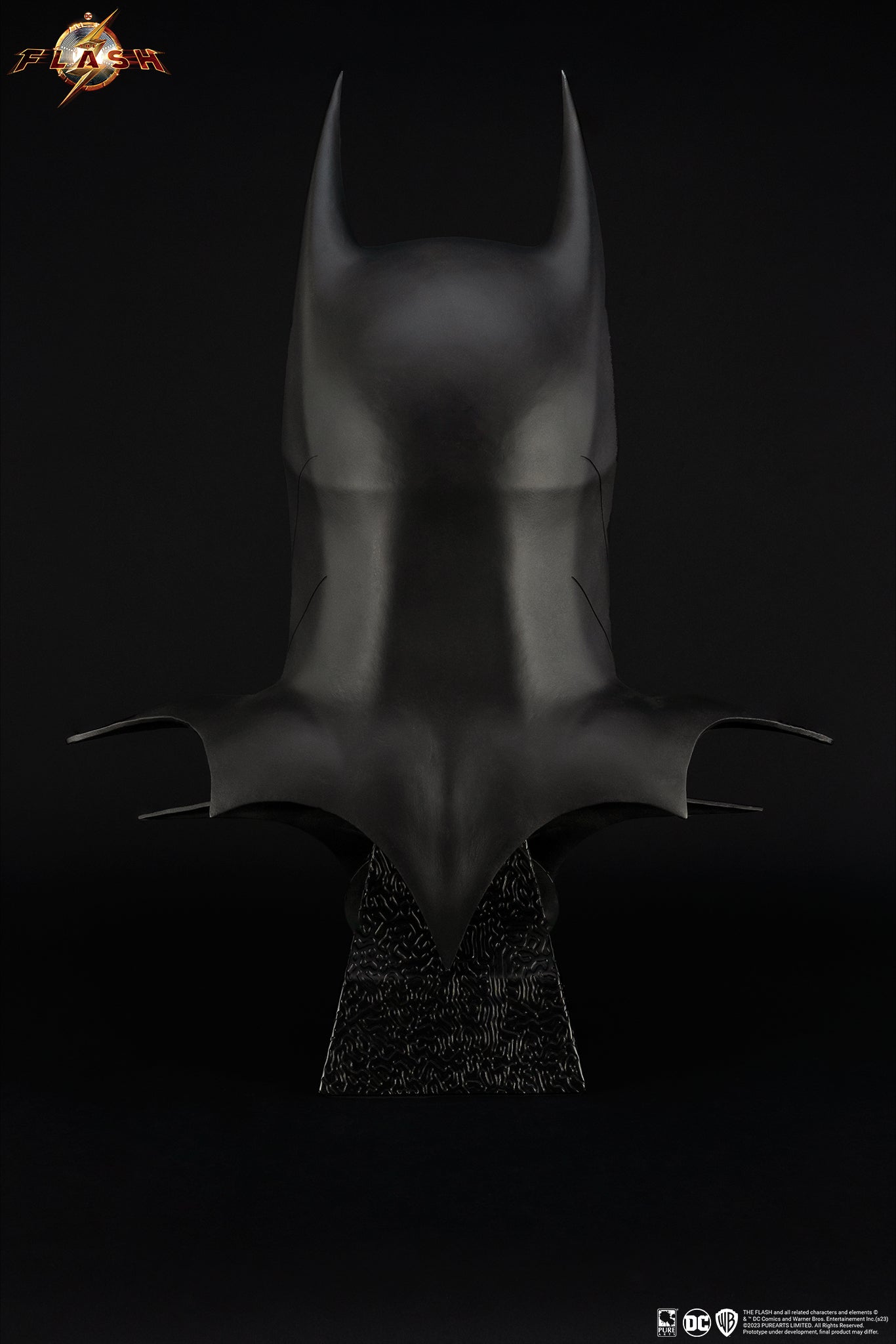 The Flash - Batman 1:1 Scale Cowl Replica