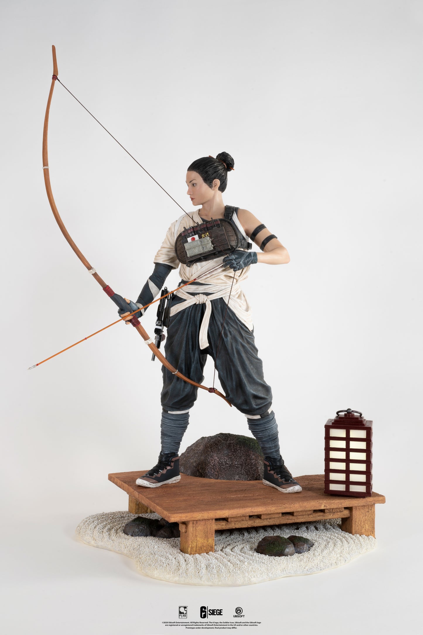 Six Siege - Hibana 1:4 Scale Statue