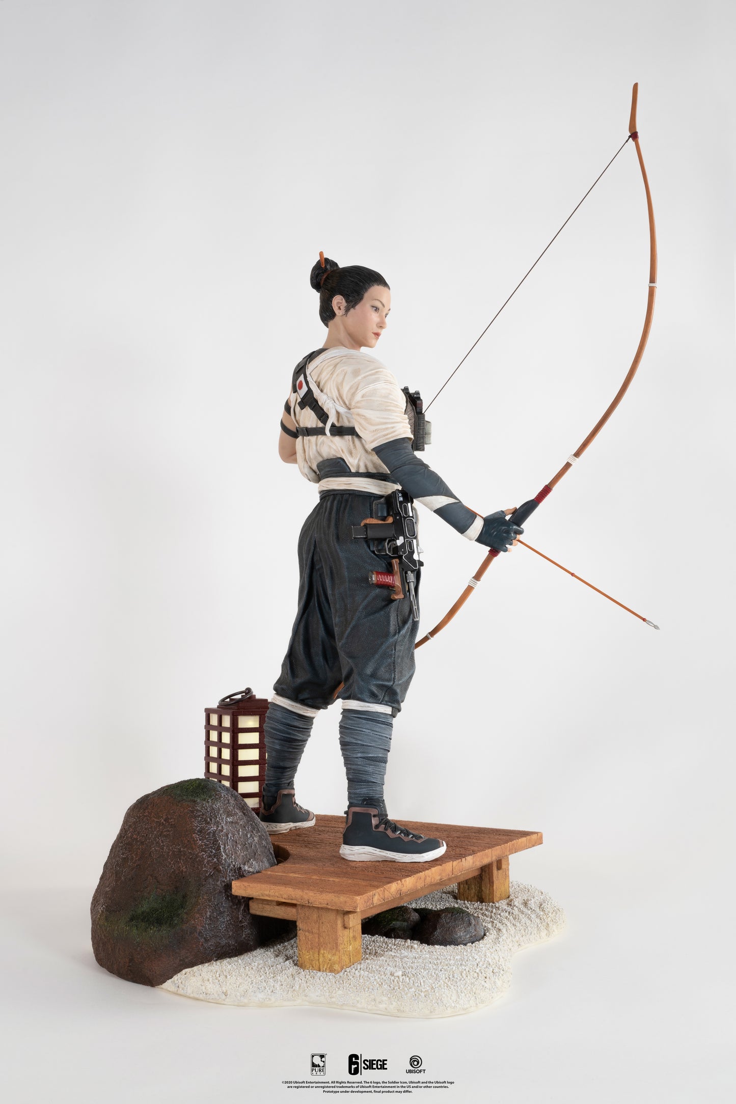 Six Siege - Hibana 1:4 Scale Statue