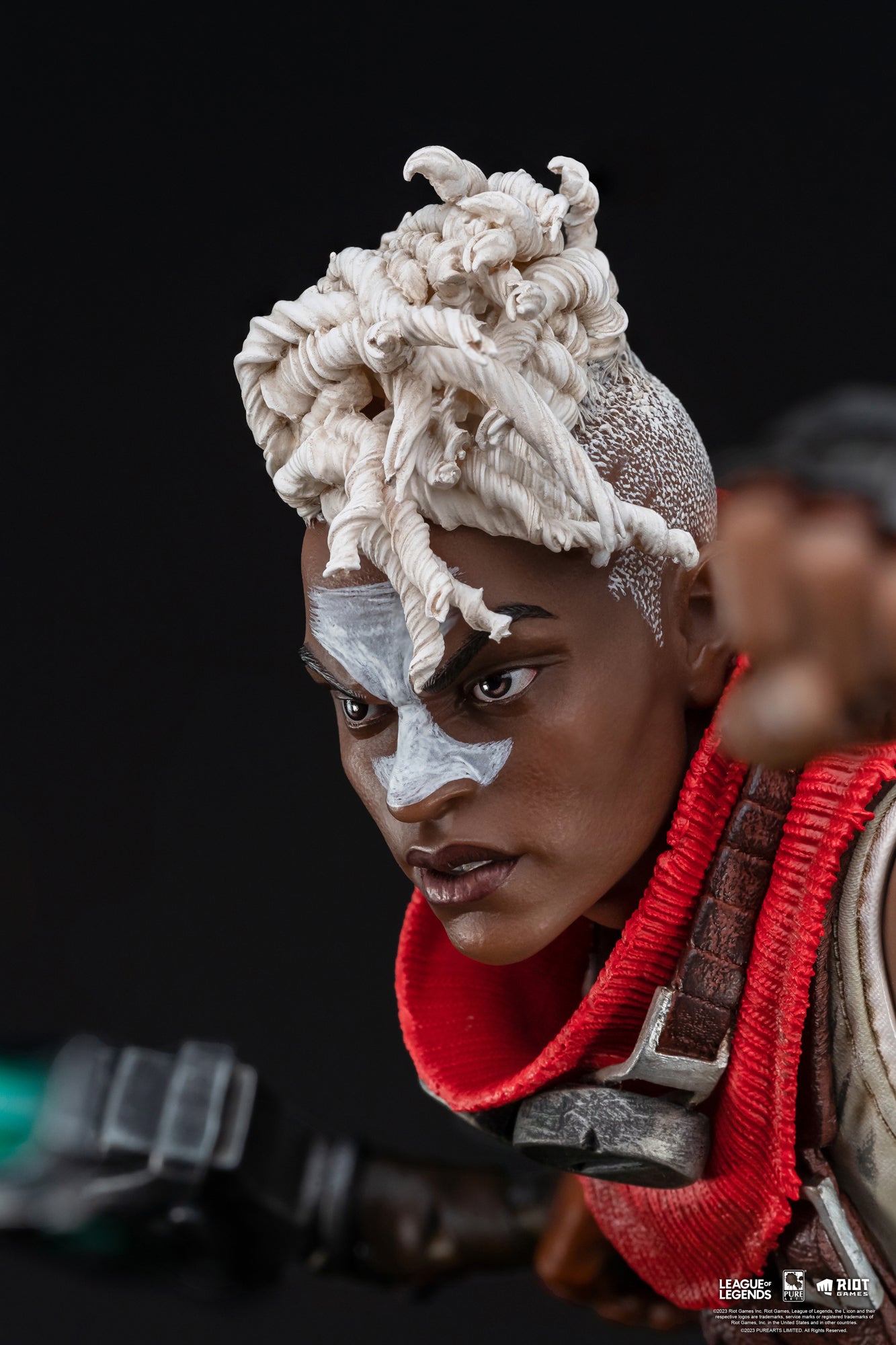 League Of Legends : Ekko 1:4 Scale Statue