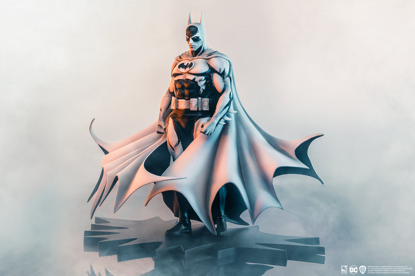 SDCC 2024 DC HEROES : Batman B&W PX PVC 1/8 Statue