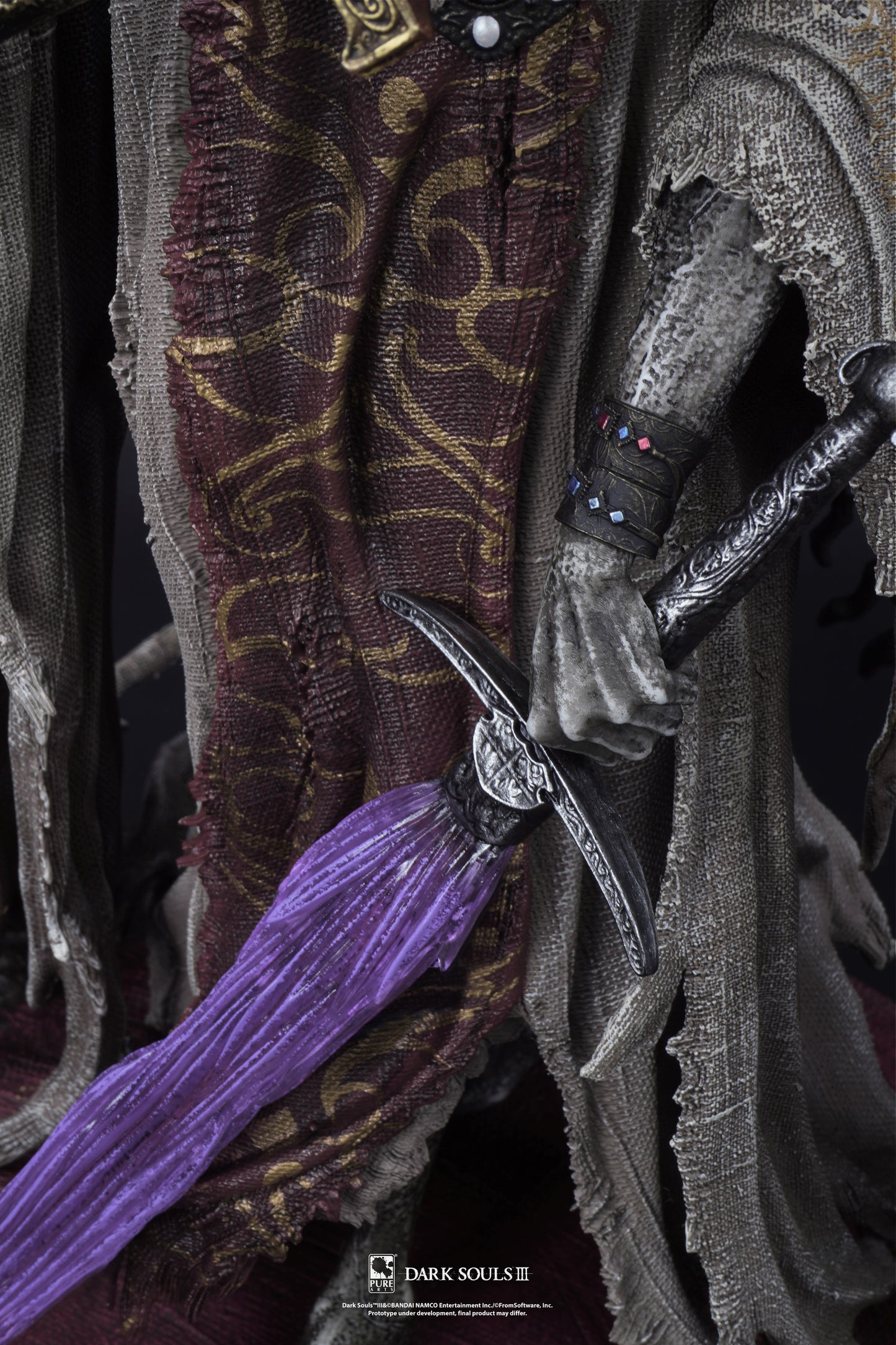 Dark Souls 3 - Pontiff Sulyvhan 1:7 Scale Statue