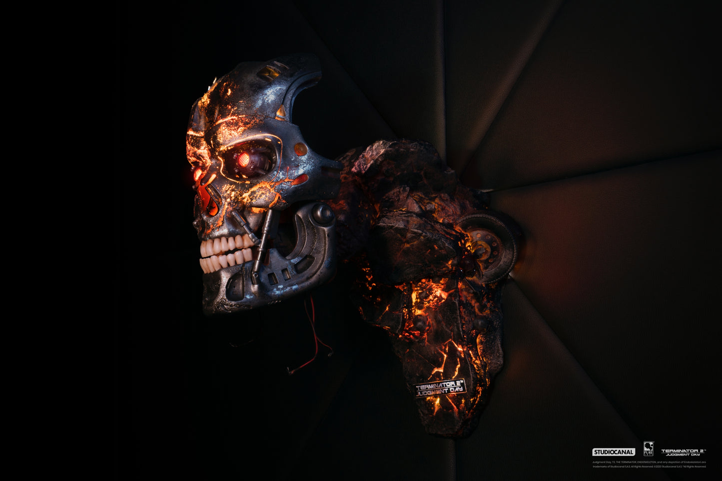 Terminator 2 - T-800 Battle Damaged 1:1 Scale Art Mask