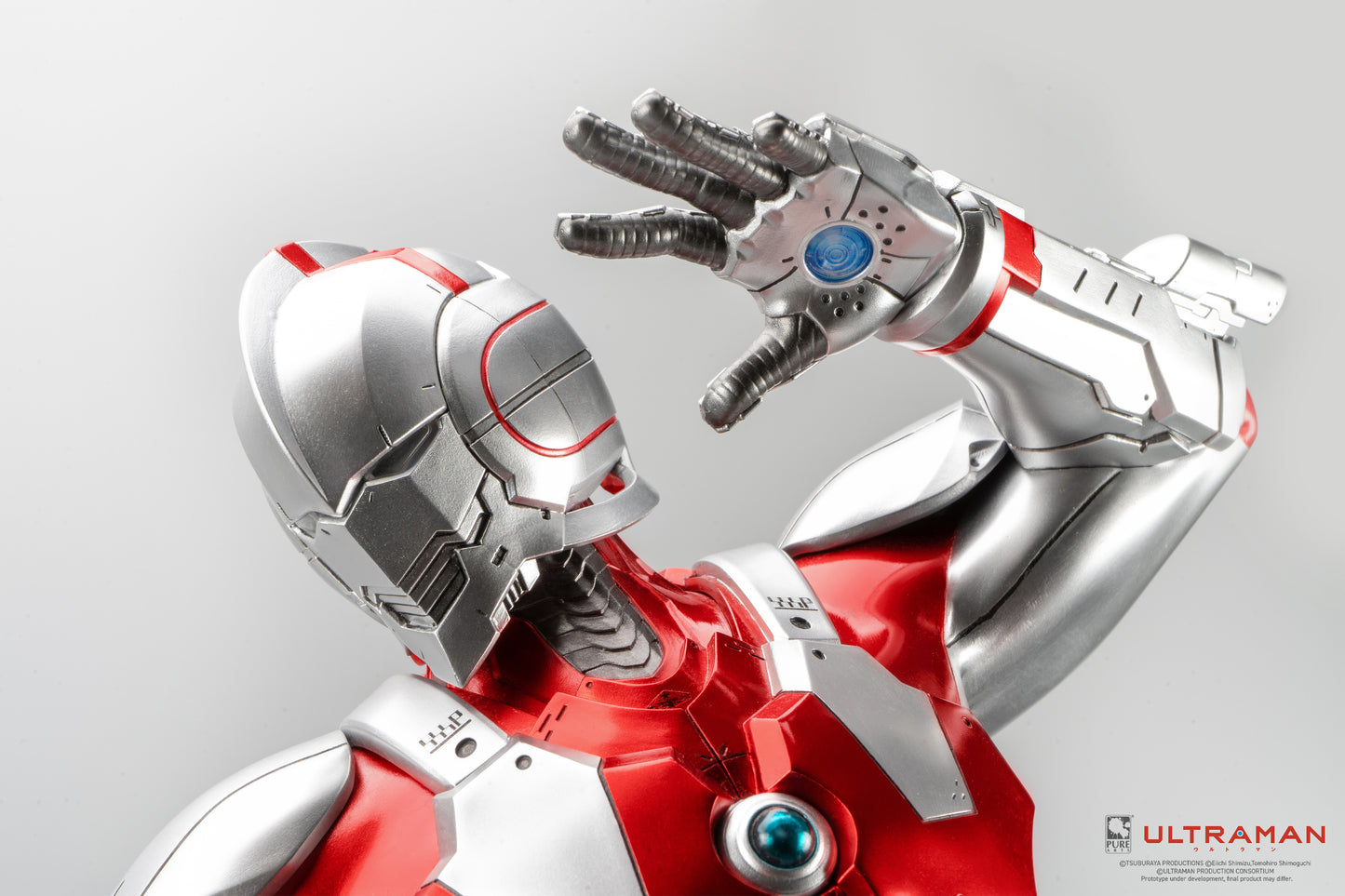 Ultraman - Ultraman Vs Black King 1:4 Scale Statue