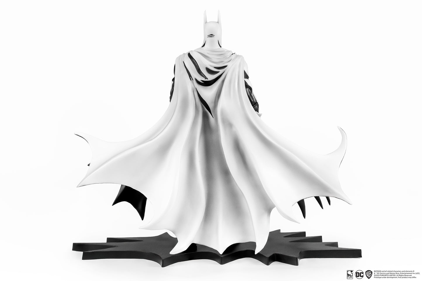 SDCC 2024 DC HEROES : Batman B&W PX PVC 1/8 Statue
