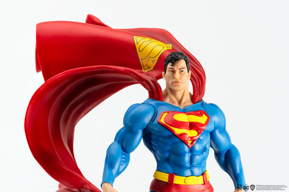 DC HEROES : Superman Classic PX PVC 1/8 Statue