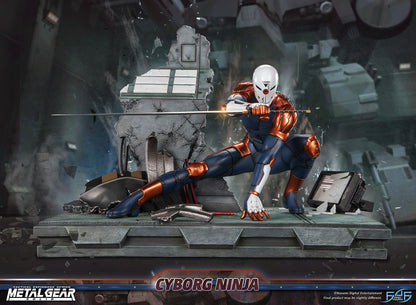 Metal Gear Solid Statue Cyborg Ninja (Gray Fox)