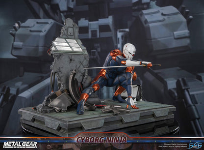 Metal Gear Solid Statue Cyborg Ninja (Gray Fox)