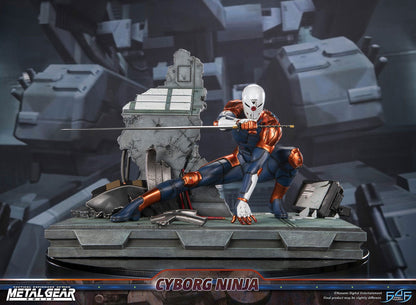 Metal Gear Solid Statue Cyborg Ninja (Gray Fox)