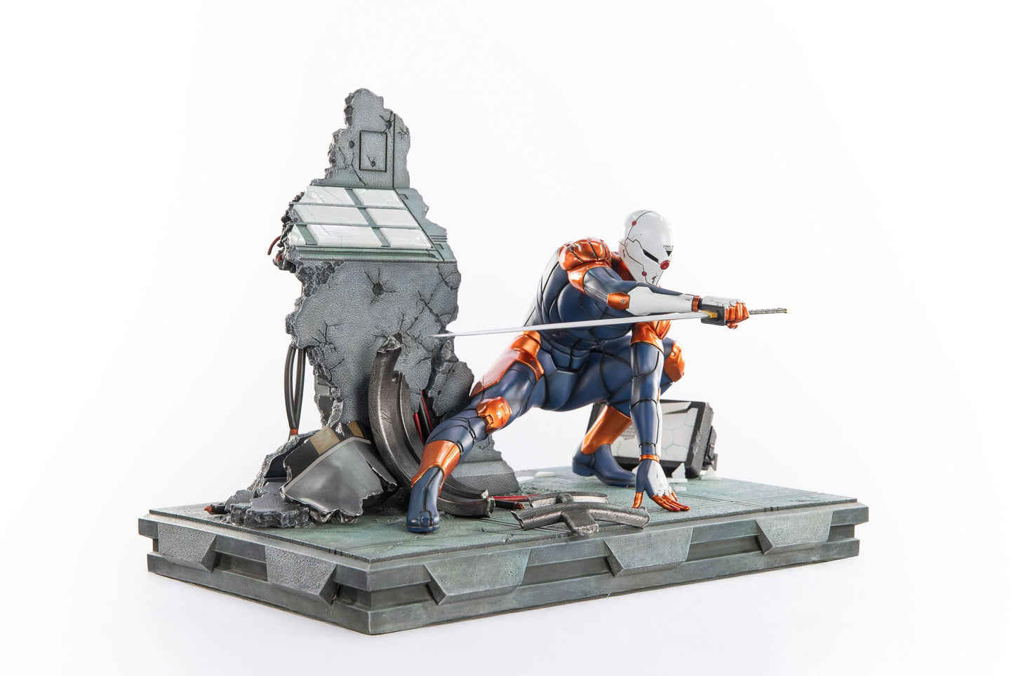 Metal Gear Solid Statue Cyborg Ninja (Gray Fox)